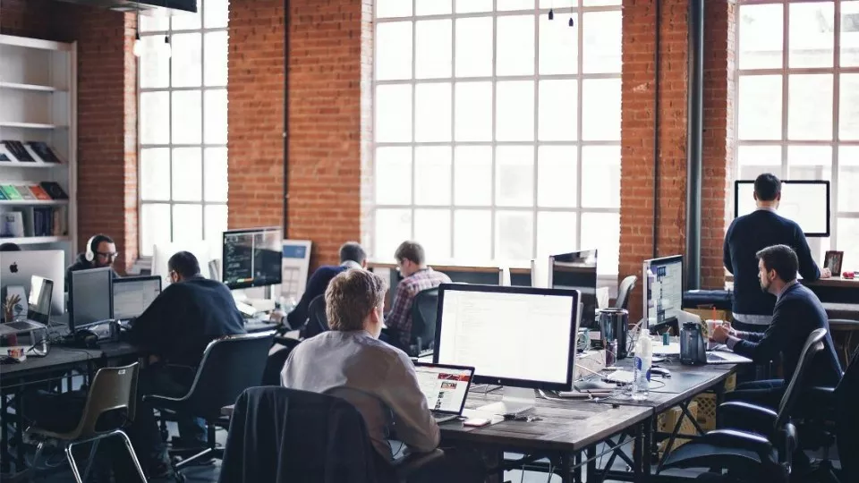 Как выбрать веб-студию в Губкинском по кейсам